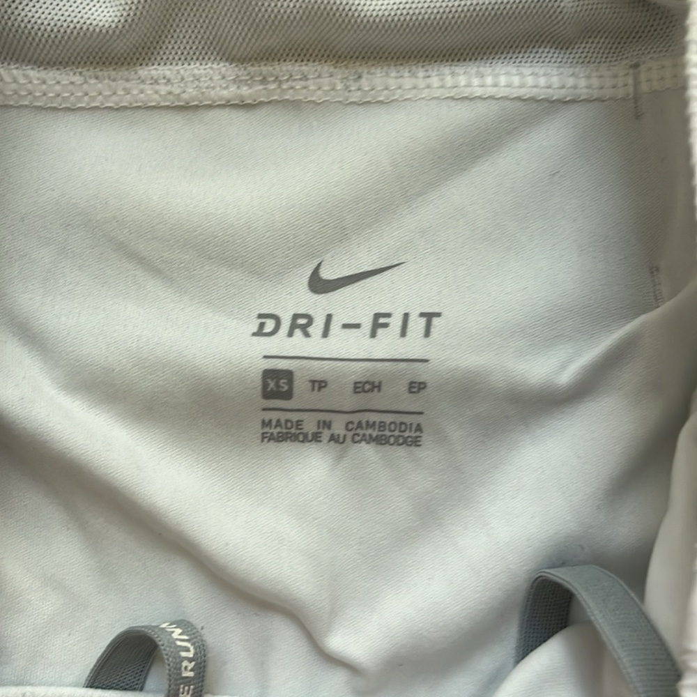 Nike Shorts - Picture 2 of 5